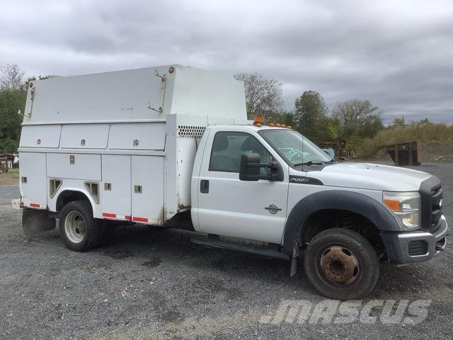 Ford F-550 Kiperi