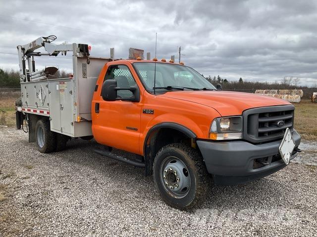 Ford F-550 Kamioni sa kranom