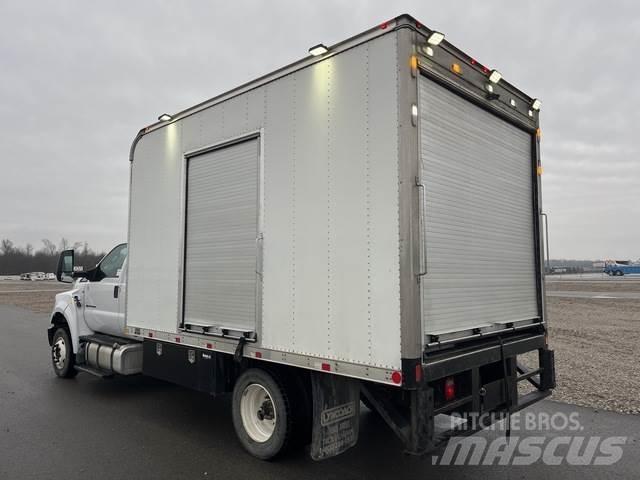 Ford F-650 Ostalo