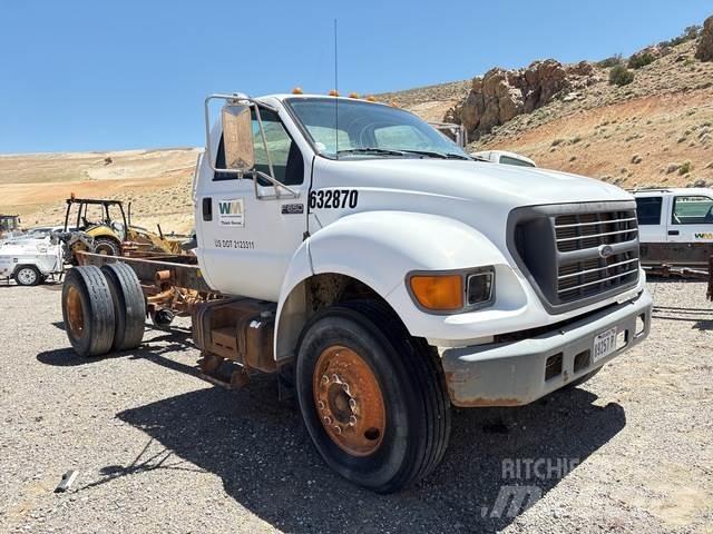 Ford F-650 Kabine i unutrašnjost
