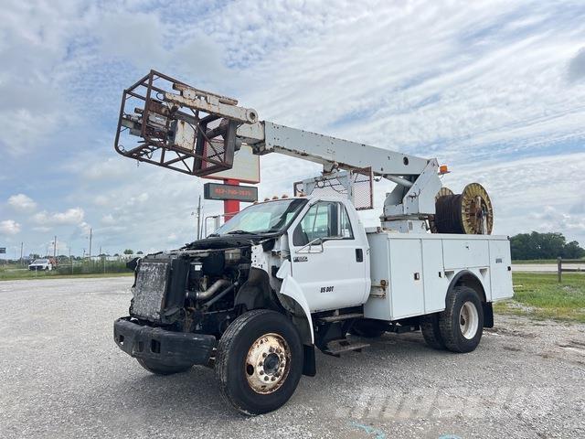 Ford F-650 Auto košare