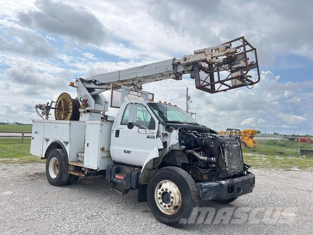Ford F-650 Auto košare