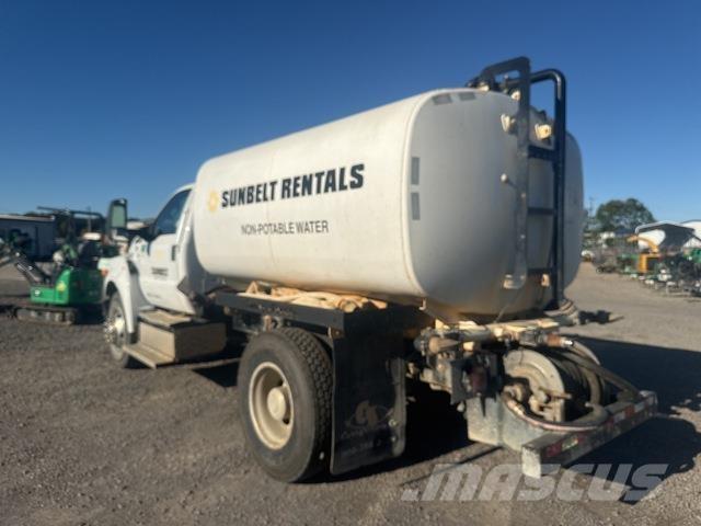 Ford F-650 Kamioni za vodu