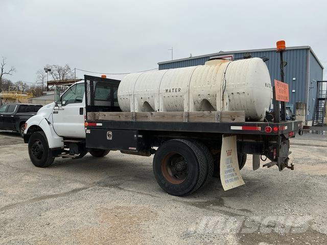 Ford F-650 Kamioni sa otvorenim sandukom