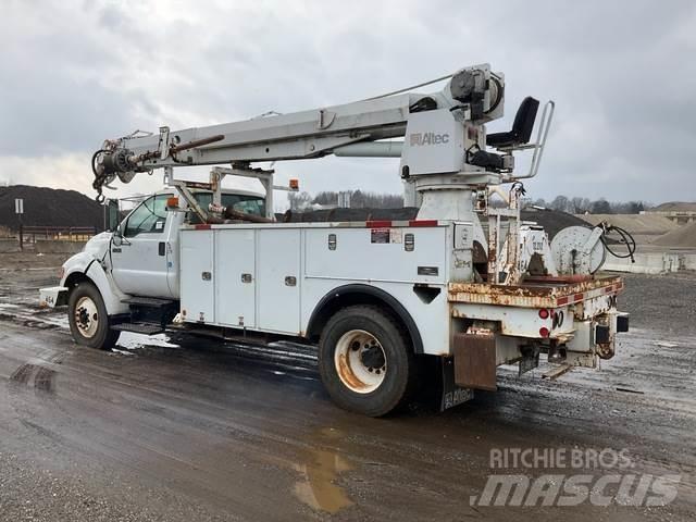 Ford F-750 Kamioni za pokretne bušotine