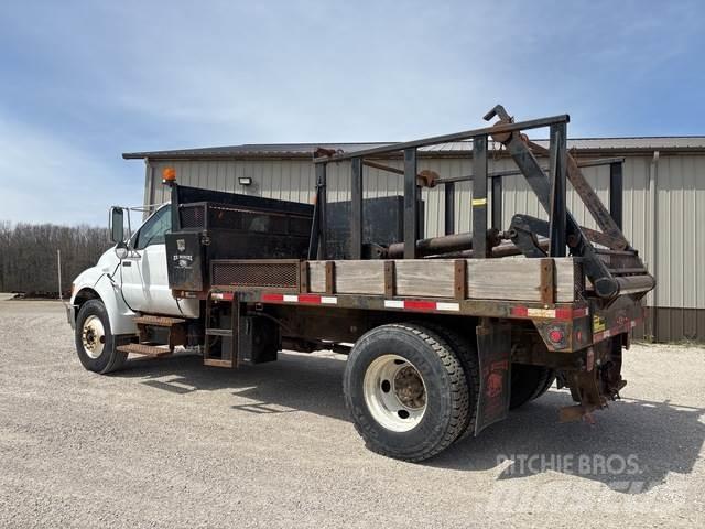 Ford F-750 Ostalo