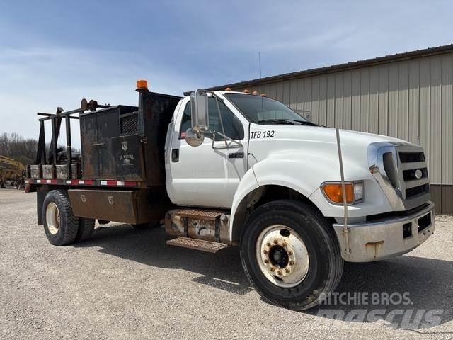 Ford F-750 Ostalo
