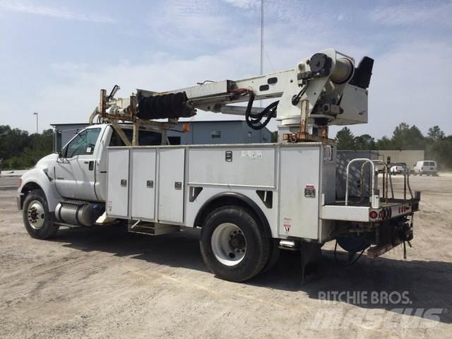 Ford F-750 Kamioni za pokretne bušotine