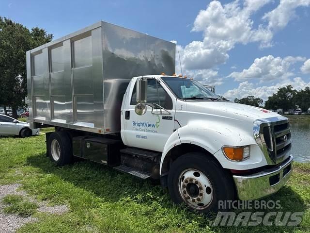 Ford F-750 Kamioni za piljevinu