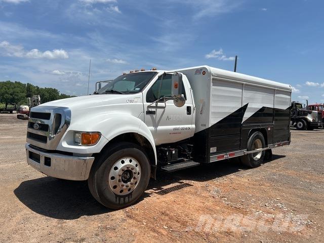 Ford F-750 Kamioni cisterne