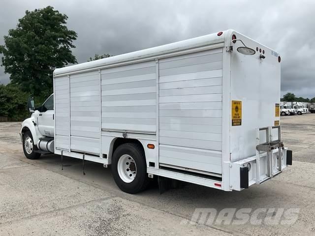 Ford F-750 Kamioni za prijevoz pića