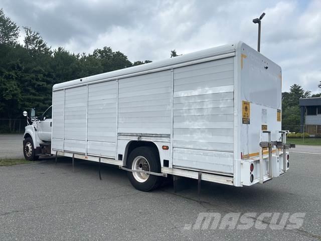 Ford F-750 Kamioni za prijevoz pića