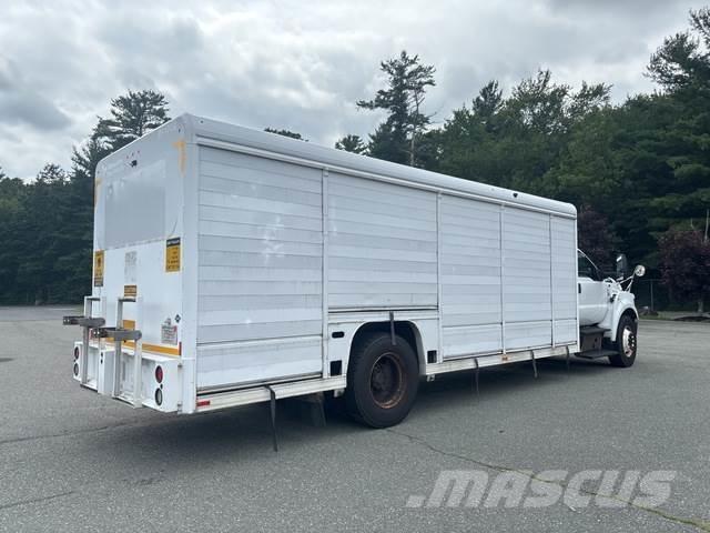 Ford F-750 Kamioni za prijevoz pića