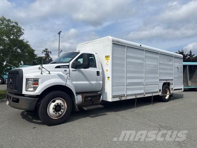 Ford F-750 Kamioni za prijevoz pića