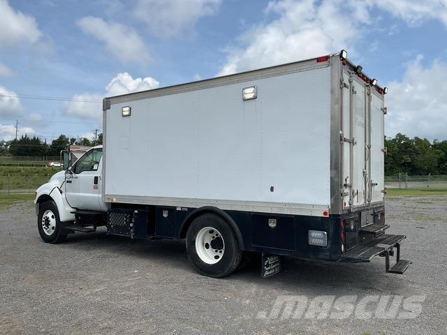 Ford F-750 Građevinarstvo – ostalo