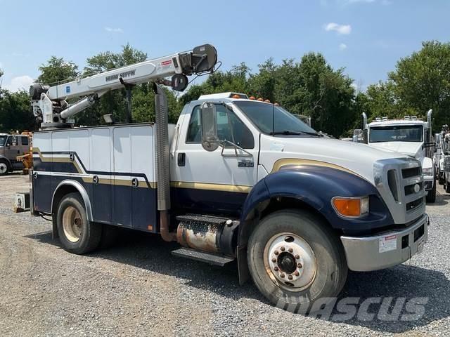 Ford F-750 Komunalna vozila