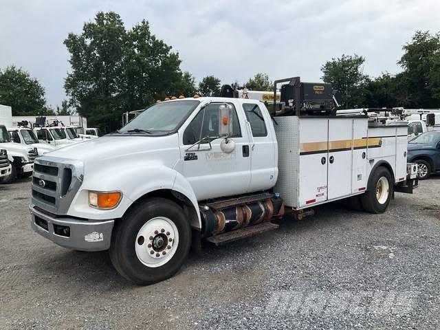 Ford F-750 Komunalna vozila
