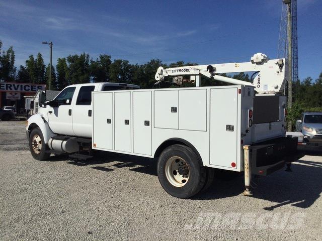 Ford F-750 Komunalna vozila
