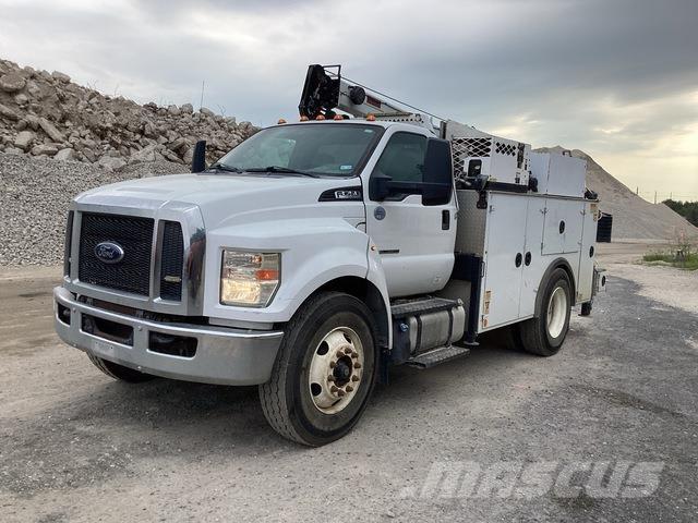 Ford F-750 Komunalna vozila