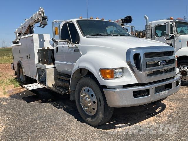 Ford F-750 Komunalna vozila