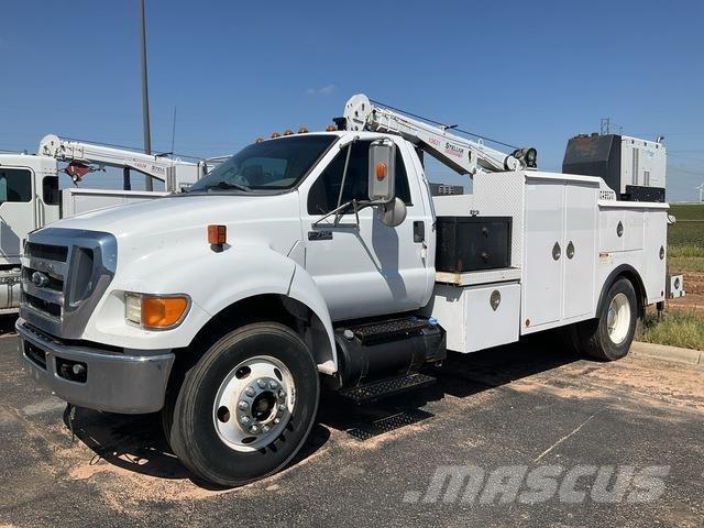 Ford F-750 Komunalna vozila