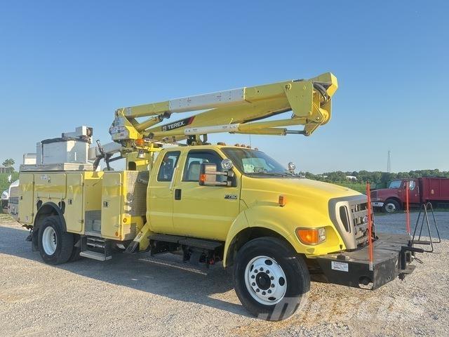 Ford F-750 Auto košare