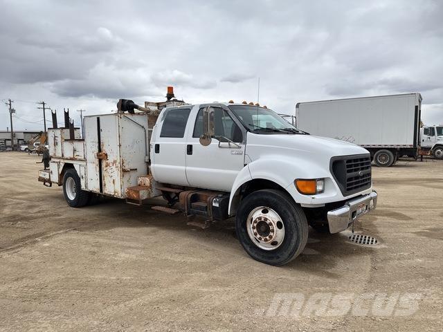 Ford F-750 Komunalna vozila