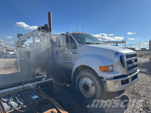 Ford F-750 Komunalna vozila