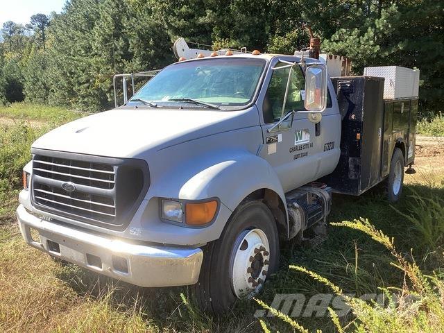 Ford F-750 Komunalna vozila