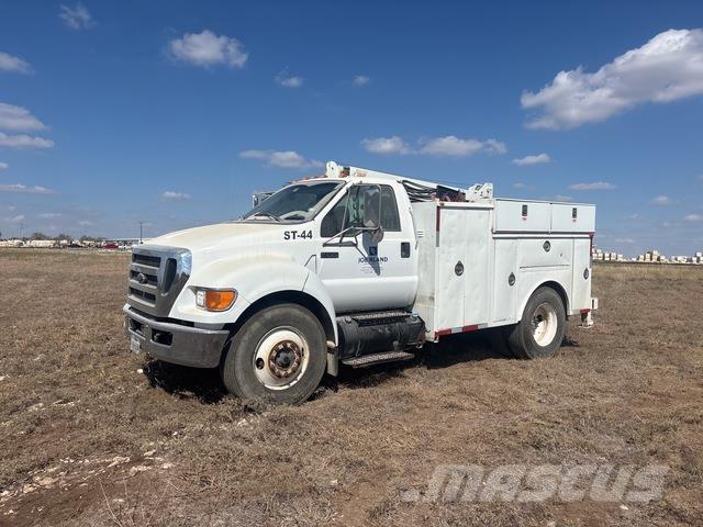Ford F-750 Komunalna vozila
