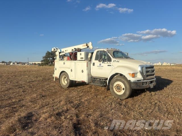 Ford F-750 Komunalna vozila