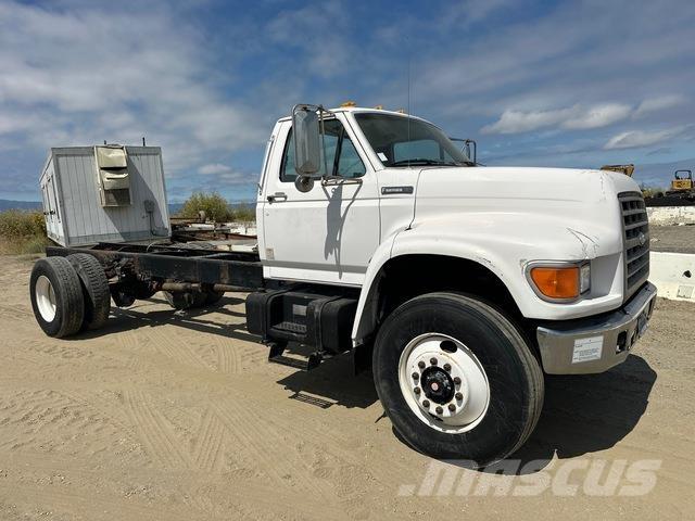 Ford F-800 Kabine i unutrašnjost