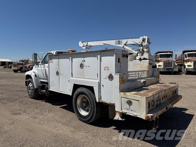 Ford F-800 Komunalna vozila