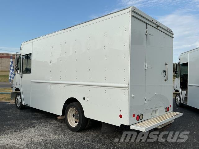 Ford F59 Sanduk kombiji