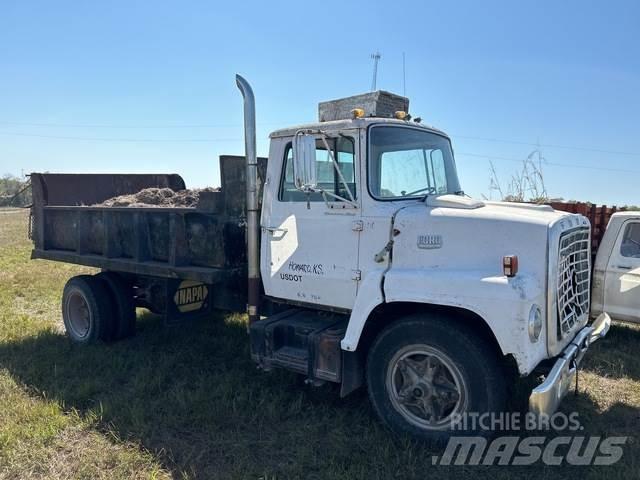 Ford F7000 Kiper kamioni