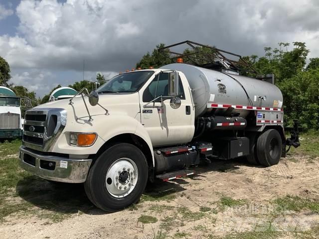 Ford F750 Kamioni mikseri za beton