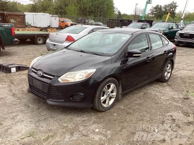 Ford Focus SE Automobili