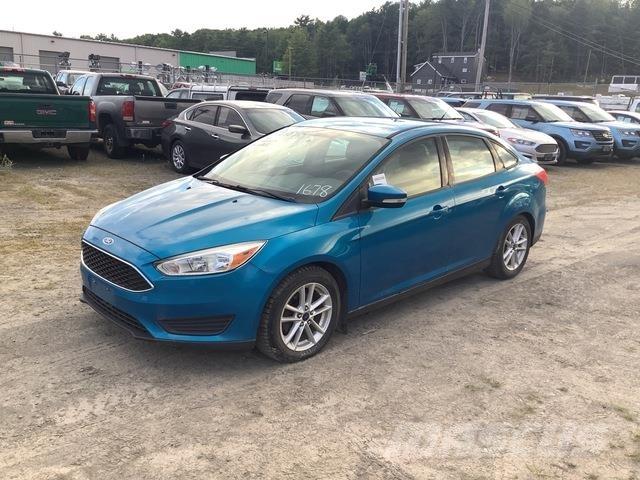 Ford Focus SE Automobili