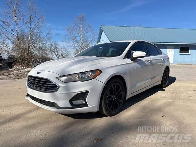 Ford Fusion Automobili