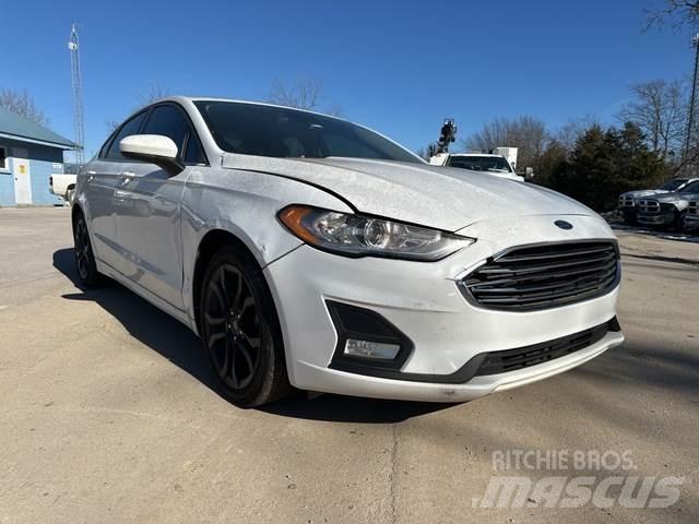 Ford Fusion Automobili