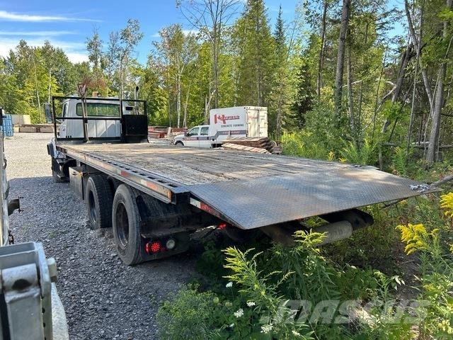 Ford L8000 Recovery vozila
