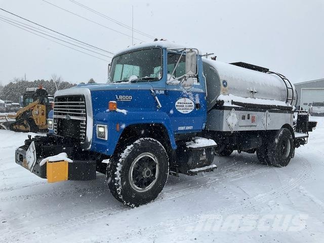 Ford L8000 Kamioni mikseri za beton