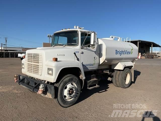 Ford LN8000 Kamioni za vodu
