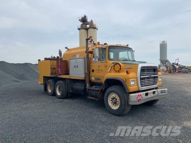 Ford LNT8000 Kamioni cisterne