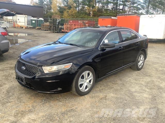 Ford Taurus Automobili