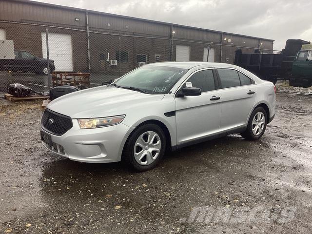 Ford Taurus Automobili