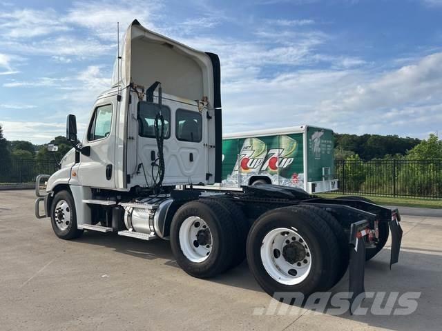 Freightliner  Traktorske jedinice