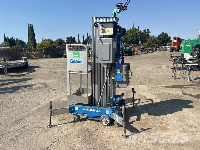 Genie AWP-30S Vertikalne radne podizne platforme