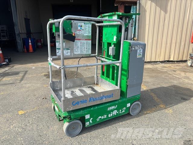Genie GR-12 Vertikalne radne podizne platforme