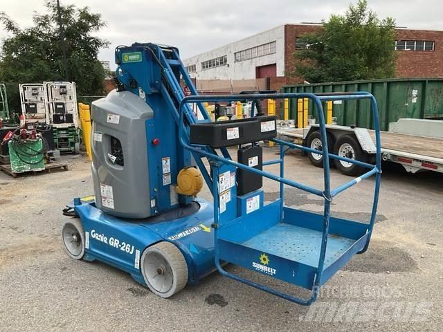 Genie GR26J Vertikalne radne podizne platforme